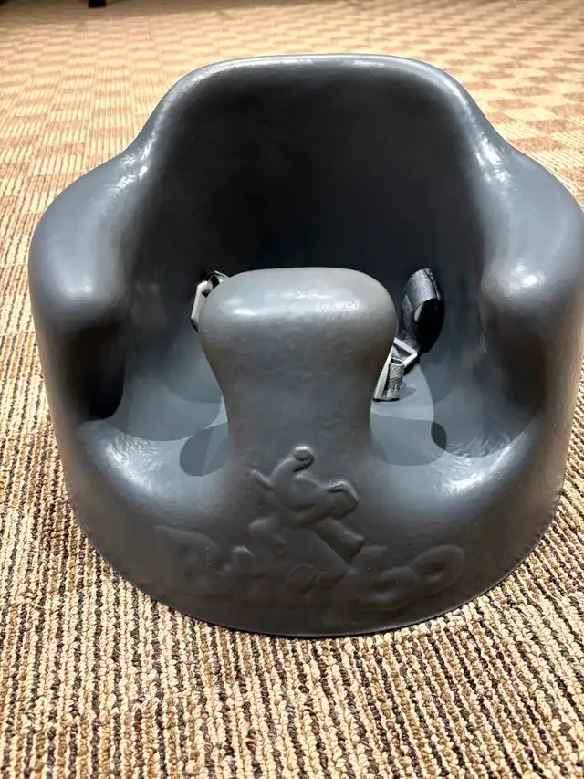 Bumbo with tray in Strollers, Carriers & Car Seats in St. Catharines - Image 3