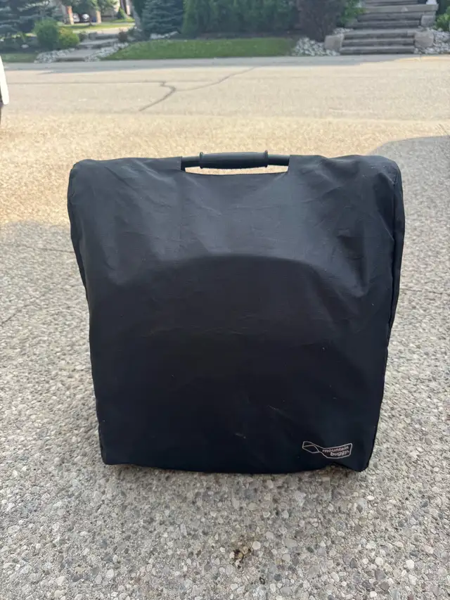 Mountain Buggy Stroller in Strollers, Carriers & Car Seats in Oakville / Halton Region - Image 5