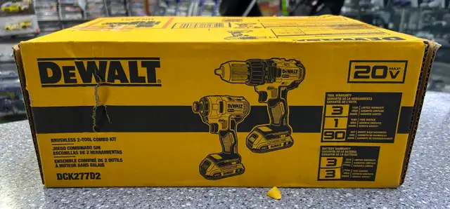 DeWalt DCK277D2 20V Brushless Drill Kit in Power Tools in Oshawa / Durham Region - Image 2