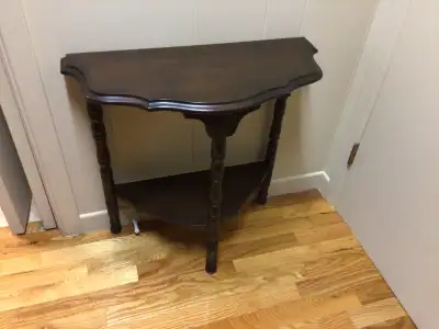 Petite table console, View more