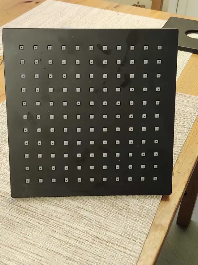 Shower Head64840232726658120