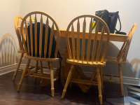 Kitchen Table/4 chairs for sale