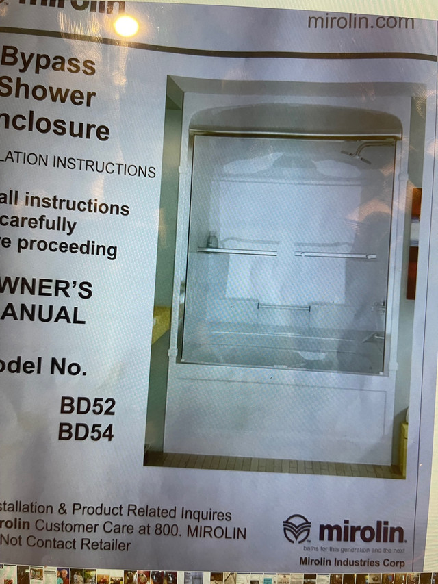 Mirolin tub/shower door in Plumbing, Sinks, Toilets & Showers in Hamilton
