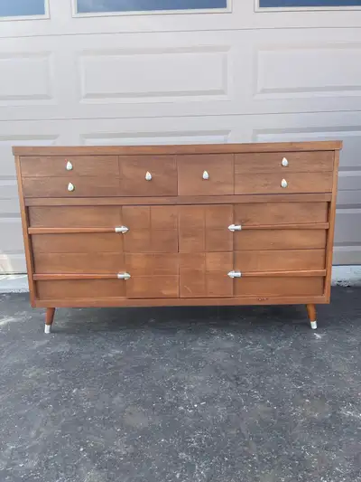 MCM 1970s Walnut 6-drawer dresser, View more