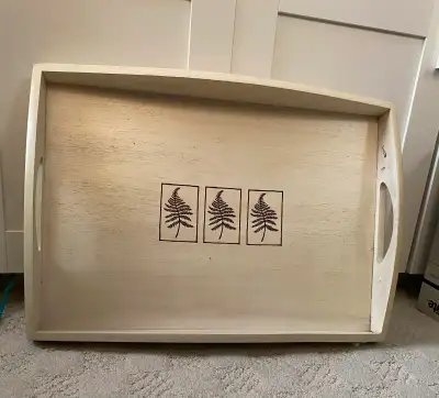 Wooden tray with botanical print, View more