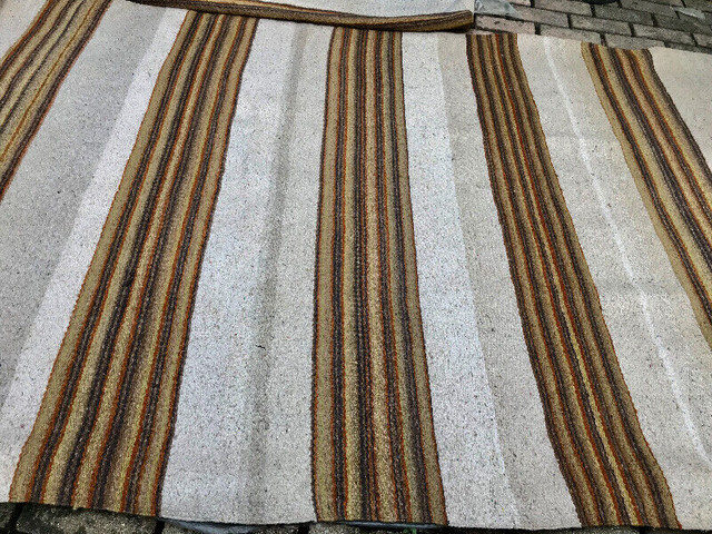 2 CLASSIC  REVERSABLE  MATCHING WOVEN RUGS in Rugs, Carpets & Runners in City of Toronto