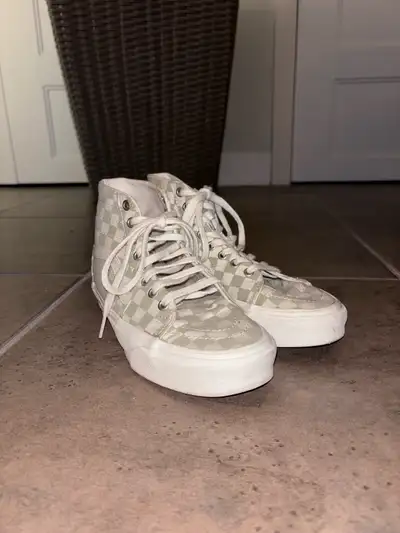 Chaussures Vans carreaux beiges, View more