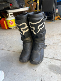 Dirt bike boots 