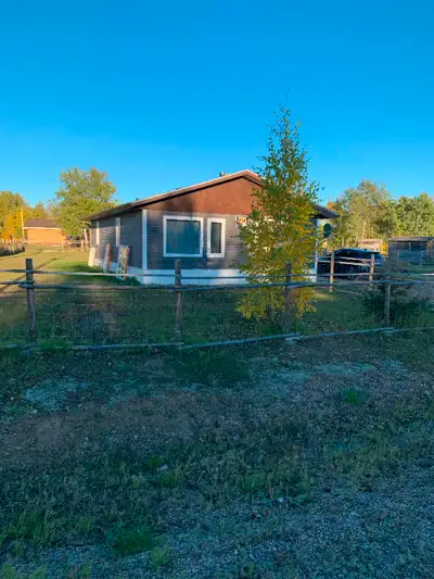 Nice built on site large house. Good condition; New triple glass windows, new doors, new water pump,...