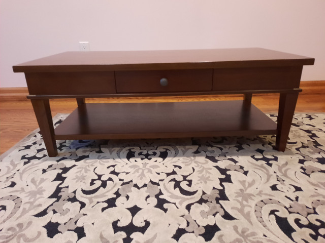WOOD COFFEE TABLE in Coffee Tables in City of Toronto