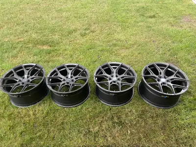 Rims are in good shape, 1 has some damage $2500 OBO come with TPMS sensors, were on 2021 Audi RS5, l...