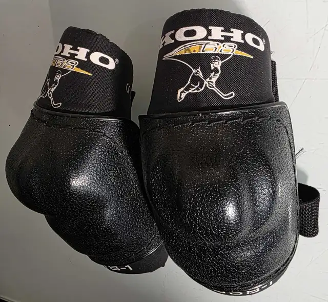 Koho 68 Youth Hockey Elbow Pads in Hockey in Edmonton - Image 2