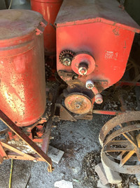 Massy Ferguson corn planter model39&78 