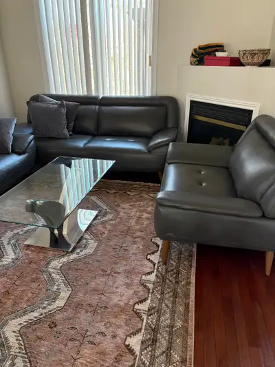 MOVING SALE LOTS OF HOUSE HOLD ITEMS MUST GO FAST...., View more