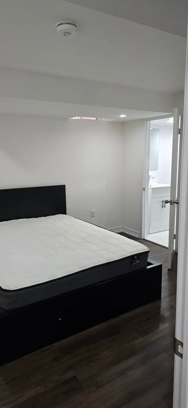 Legal 1 Bedroom and 2 washrooms basement apartment in Long Term Rentals in City of Toronto - Image 4