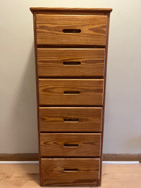 Solid wood dresser (6 small drawers)