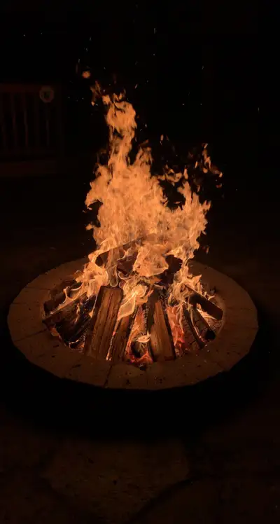 Split/Dry Firewood Pickup or Delivery Available White Poplar 1/3 cord $83 1/2 cord $125 1 cord $250...