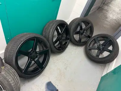 Rufino Rims Set with Tires 20” 5X130 Good condition No bent or crack