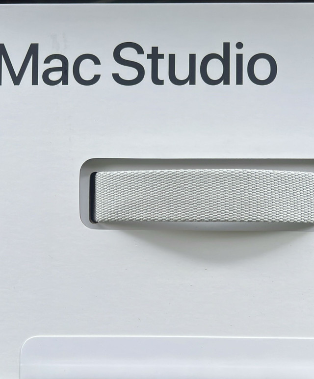 MAC Studio in Desktop Computers in City of Toronto