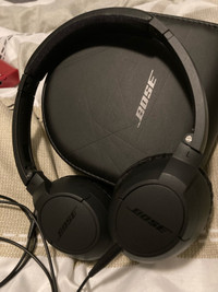 Bose Headphones SoundTrue On Ear  Wired