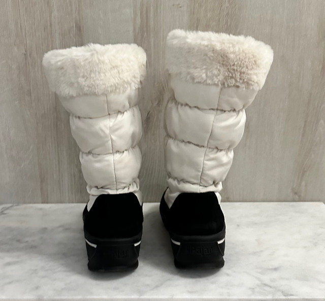 Pajar Winter Boots White and Black  dans Femmes - Chaussures  à Laval/Rive Nord - Image 3