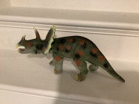 Dinosaures de Toys R Us