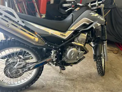 2025 XT 250 Yamaha dual purpose on or off road like new has Yamaha 4 year warranty lots of extras! R...