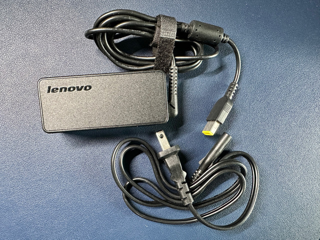 Lenovo Laptop Compact Charger in Laptop Accessories in Markham / York Region