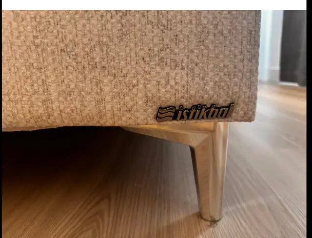 Lit King size Box Spring + Matelas + Tables de chevet in Beds & Mattresses in Trois-Rivières - Image 3