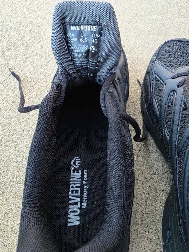 Wolverine Safety Shoes w/ Steel Toe for Men in Men's Shoes in Strathcona County - Image 3