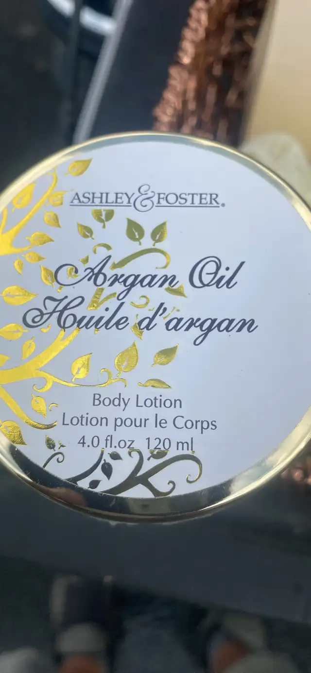 ASLEY/FOSTER63611960775043122