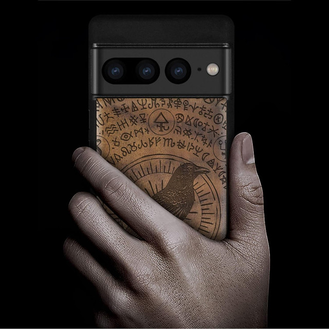NEW Calveit Natural Wood (& Black Soft TPU) Phone Case, Pixel 7 in Cell Phone Accessories in London - Image 4