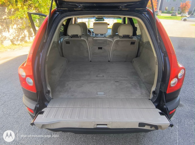 2006 Volvo XC90 AWD Turbo – Major Maintenance Done – $3,400 Nego — photo 5