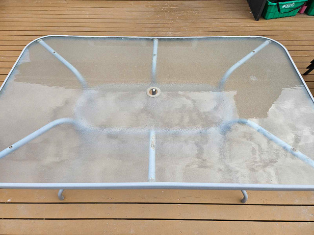 GLASS PATIO TABLE - 3ft x 5ft in Patio & Garden Furniture in Winnipeg - Image 4