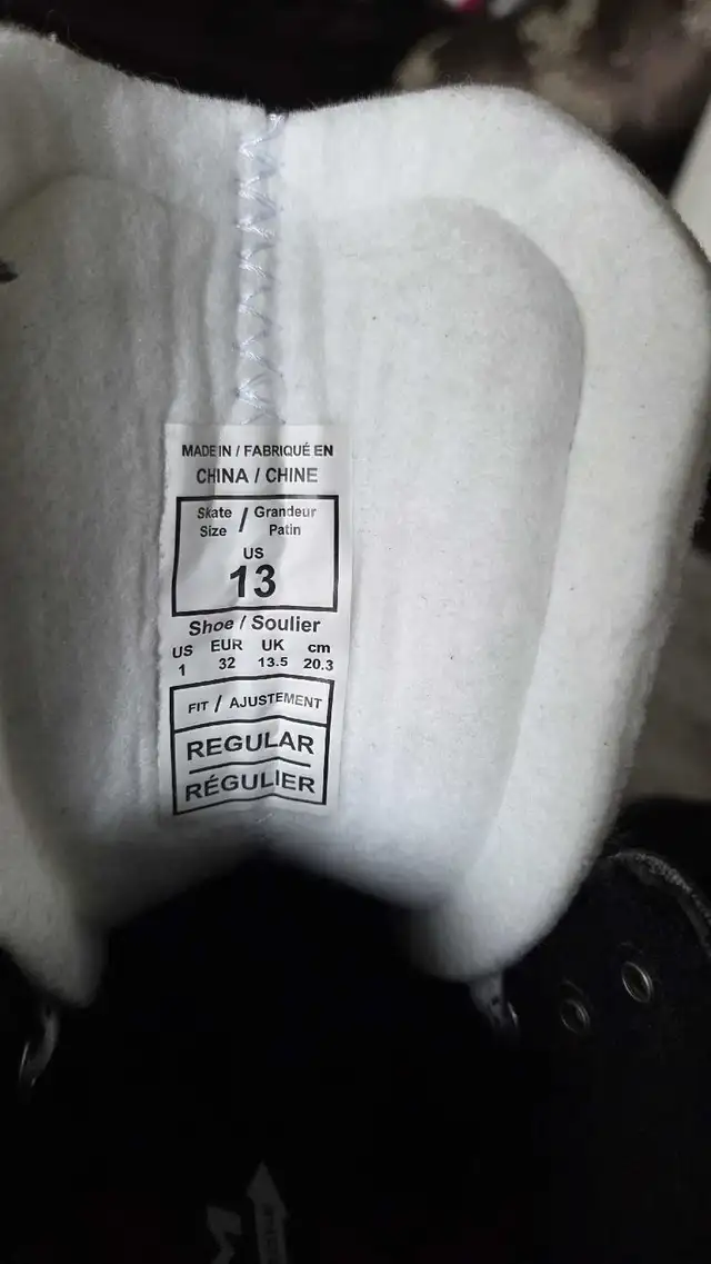 Hockey Skates youth size 13 in Skates & Blades in City of Toronto - Image 6