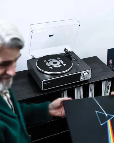 QLEARSOUL ONE-Q All-in-one High End Vinyl Record Player, View more