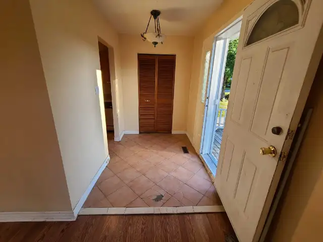 3 bedroom hose for rent in newmarket