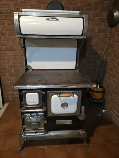 Heartland woodburning cookstove in excellent gently used condition. Nothing like cooking on a wood-f...