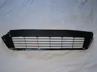 NEUF Grille Inferieur Toyota Yaris 2012 2013 2014 Bumper Grill