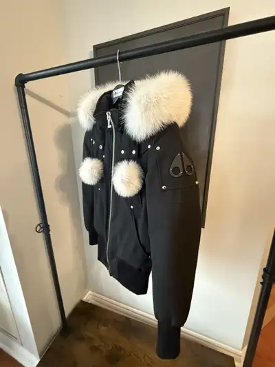 !!SELLING JACKETS COATS  PUFFERS VEST!!, View more