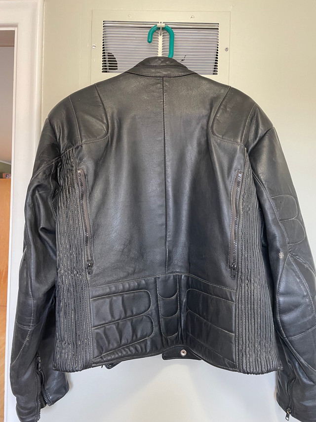 Men’s Bristol Motorcycle Jacket, Black, size 46 in Other in Swift Current - Image 2
