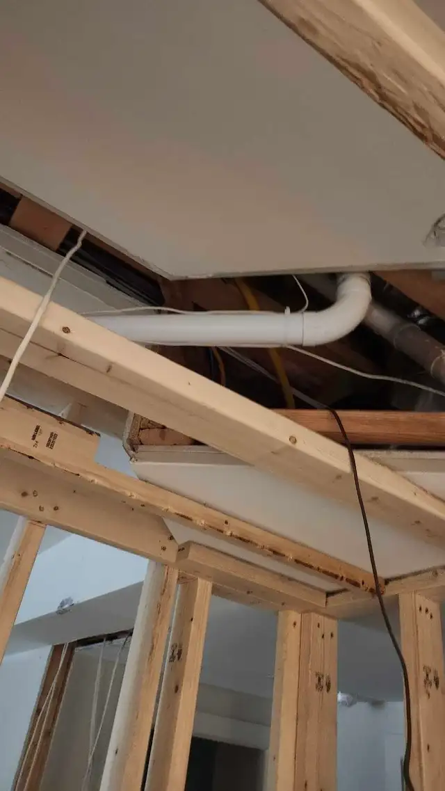 instalation  pour aspirateur central  in Vacuums in Laval / North Shore - Image 2