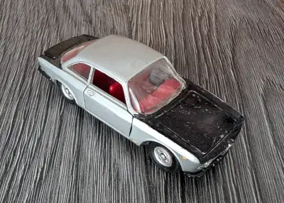 POLITOYS- M. ALFA ROMEO GIULIA GT. MADE IN ITALY SCALA 1/43. N°5, View more
