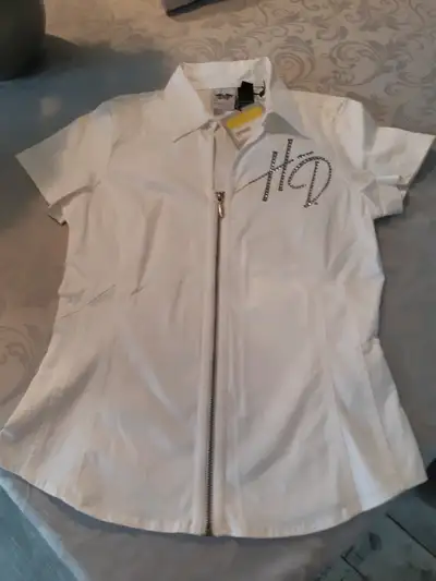 This New HD top still has Tags Attached Its Ladies Small Also Stretchy SfPf Fastest pu no Holds Laur...