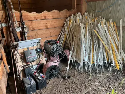 This used electric fencing setup is ready to keep your livestock safe and secure! It includes a Powe...