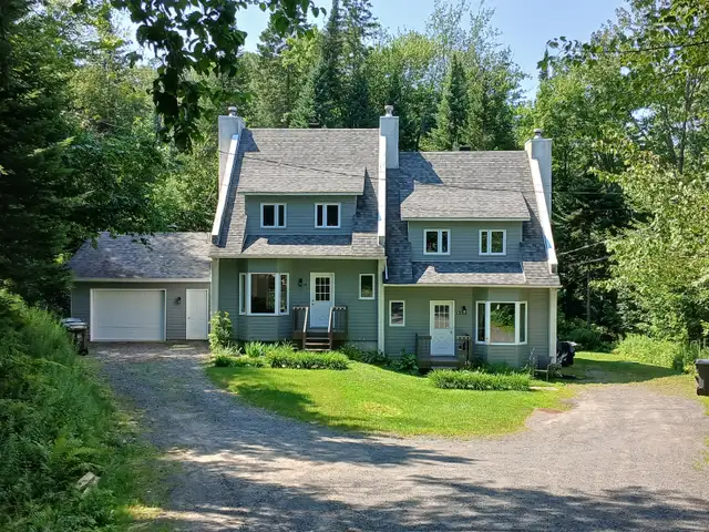 DUPLEX WITH GARAGE FOR SALE IN SAINT-SAUVEUR