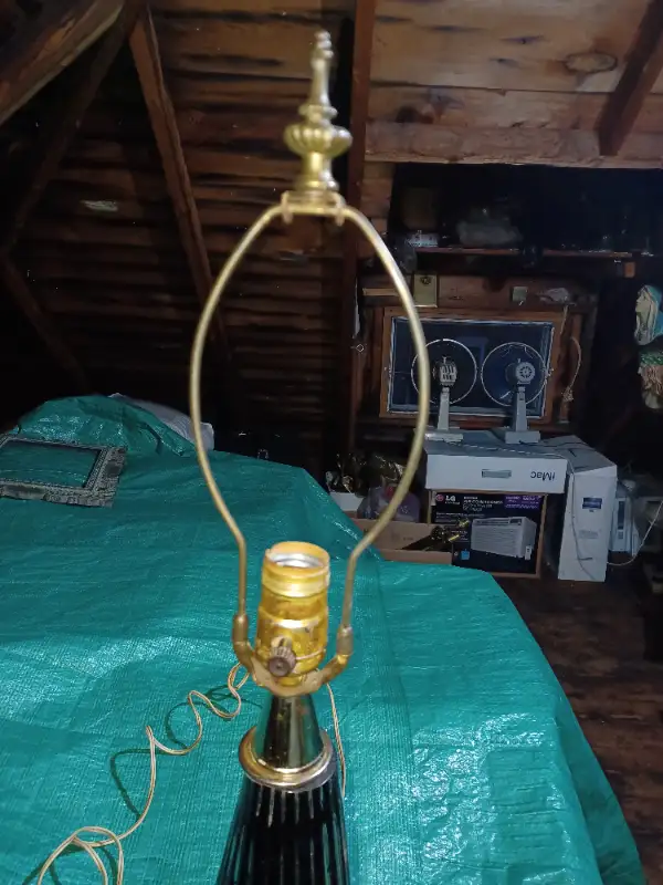 VINTAGE LAMP in Indoor Lighting & Fans in Ottawa - Image 5