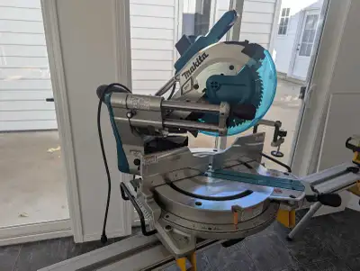 Makita LS1019L miter saw, View more
