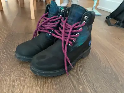 Women Timberland Boots Size 9, View more