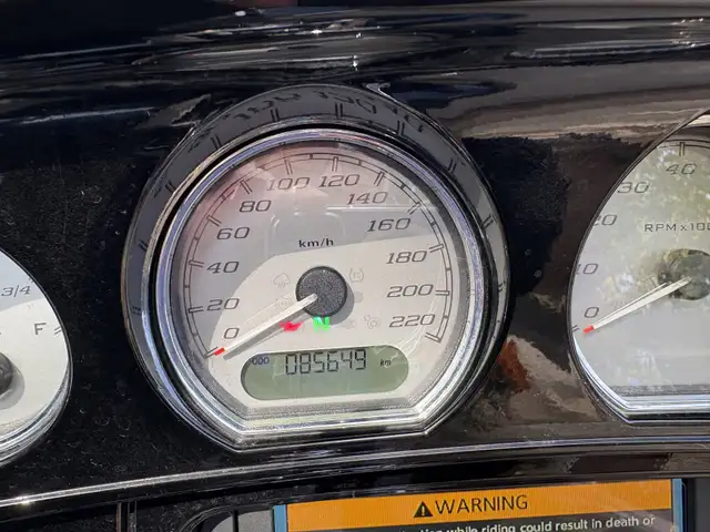 Harley Davidson StreetGlide  in Touring in Oakville / Halton Region - Image 7